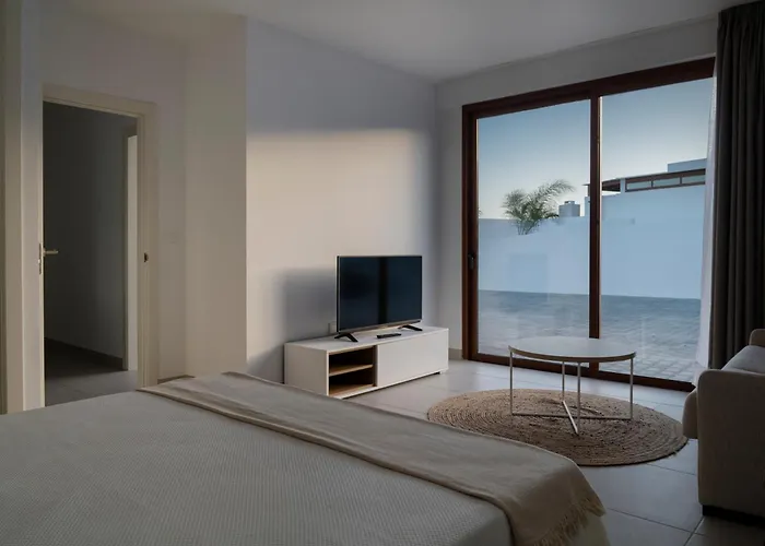 Altos Naira 3a By Escape * بلايا بلانكا