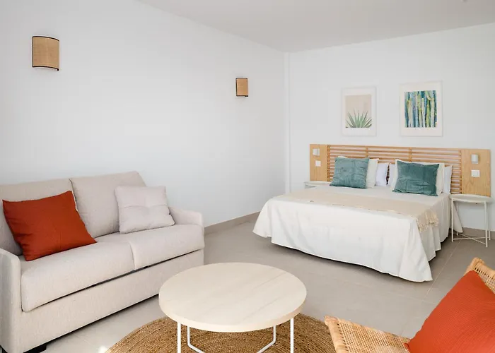 Altos Naira 3a By Escape * بلايا بلانكا